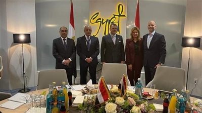 الفريق محمد عباس حلمي يشهد توقيع تعاون بين 