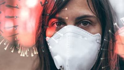 أستاذ أوبئة: العالم في منتصف موجة جديدة من فيروس كورونا (فيديو)