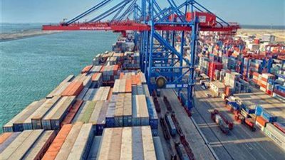 عقب اتفاقية ممر الحبوب الآمن..موانئ مصر تستقبل 156 ألف طن من القمح الروسي والأوكراني