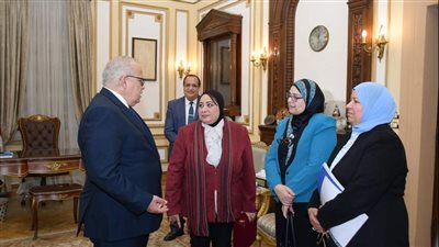 الخشت يكلف الدكتورة فاطمة عابد بالقيام بأعمال عمادة كلية التمريض 