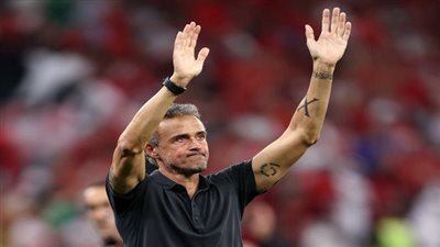 مفاجأة الموسم.. إنريكي يُقرب نجمي باريس سان جيرمان من قميص الهلال السعودي