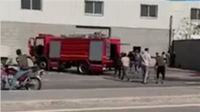 الدفع بسيارات الإطفاء للسيطرة على حريق هائل في كميات من القطن جنوب بورسعيد 