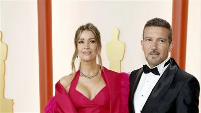 لحظة وصول أنطونيو بانديراس للسجادة البيضاء بحفل الأوسكار Oscars 2023 (صورة)