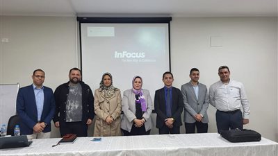 مركز التطوير الوظيفي بجامعة حلوان ينظم ورشة عمل لكتابة ورقة السياسات