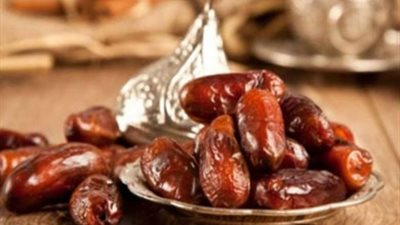 التمر يبدأ من 40 جنيه.. تعرف أسعار الياميش في أسواق ومعارض تخفيض السلع وأهلا رمضان بمحافظة قنا