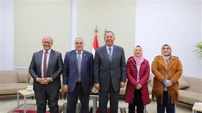 مهارات التواصل ندوة علمية لنقيب صيادلة القليوبية بصيدلة المنصورة الجديدة