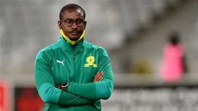 عاجل.. مدرب صن داونز يكشف حقيقة تدريب الأهلي مثل موسيماني