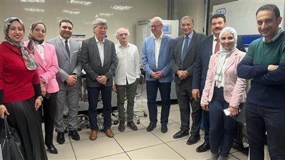 زيارة وفد من جامعات أوروبية لكلية الصيدلة جامعة عين شمس 