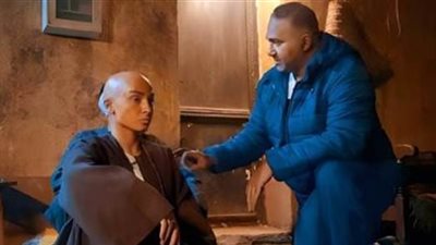 روجينا تظهر حليقة الشعر ضمن أحداث مسلسل 