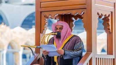 معلومات عن الشيخ سعود الشريم بعد استبعاده من أئمة الحرم المكي في رمضان 1444