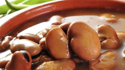 سحور المصريين في رمضان.. أسعار الفول بالأسواق