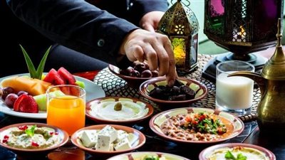 خبيرة تغذية تقدم نصائح لخفض الوزن في شهر رمضان 