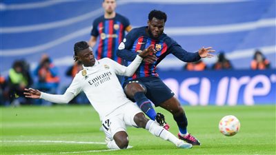 الدوري الإسباني.. برشلونة صاحب أقوى دفاع يواجه ريال مدريد الأفضل هجوميا في كلاسيكو الأرض