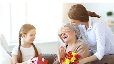 عيد الأم 2023.. تفاصيل مهمة عن الاحتفال بهذه المناسبة