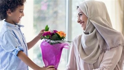 تعرف على أصل حكاية الاحتفال بعيد الأم