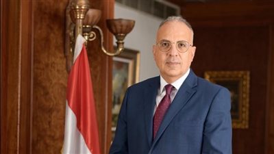 وزير الري يتوجه اليوم إلى 