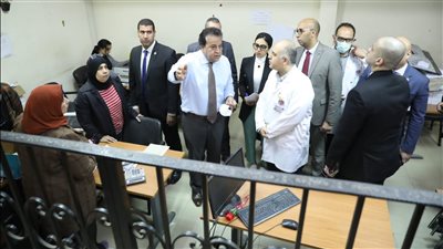 وزير الصحة يُشيد بنسب الإشغال ومعدلات الترددات اليومية بمعهد القلب