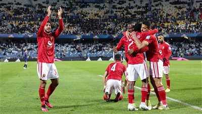 عاجل.. الجهات الأمنية توافق على حضور 50 ألف مشجعًا لمباراة الأهلي والهلال 