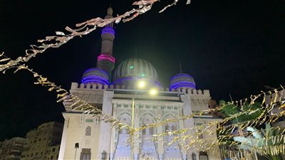 وكيل أوقاف بورسعيد يؤدي صلاة التراويح بمسجد التوفيقي 