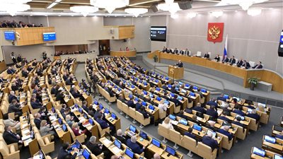 بعد مذكرة لاعتقال بوتين.. روسيا تدرس حظر المحكمة الجنائية الدولية