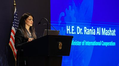 عاجل| مصر تستهدف الوصول بنسبة الطاقة الكهربائية المُنتجة من الطاقة المتجددة إلى 42% بحلول عام 2030 بدلًا من عام 2035