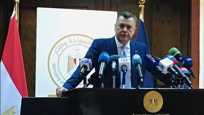 وزير السياحة: مصر تسعى لإصدار فيزا سياحية مدتها 5 سنوات بقيمة 700 دولار