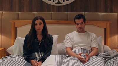 دينا الشربيني تفشل في لم شمل أسرتها في الحلقة 8 من 