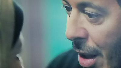 سوسن بدر تكشف سر بابا المجال وتقدم له شهادة ميلاده الحقيقية.. تفاصيل الحلقة 5 