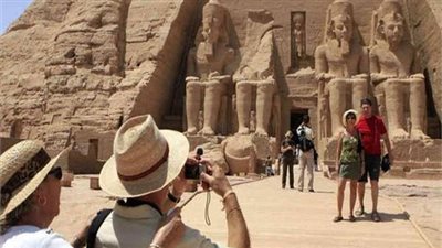 فاروق: السياحة هي المصدر الرئيسي لاستجلاب العملة الأجنبية ونسعى لتحسين الخدمات