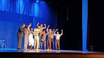 بعد الإقبال عليه.. قصور الثقافة تواصل تقديم العرض المسرحي 