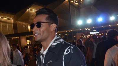 محمد رمضان وأسرة مسلسل جعفر العمدة يحتفلون بنجاحه داخل المتحف المصري الكبير(صور)