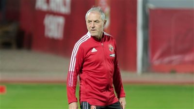 بوادر أزمة نارية بين كولر ولجنة التخطيط بالأهلي 