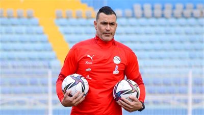 الحضري يفتح النار على بركات وميدو.. ويكشف كواليس رحيله عن المنتخب الأولمبي