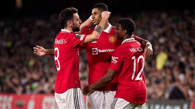 موعد مباراة مانشستر يونايتد ونوتينغهام فورست في الدوري الإنجليزي الممتاز والقناة الناقلة