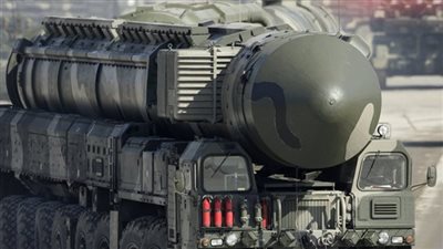 شاهد.. روسيا تبدأ تدريبات بصواريخ عابرة للقارات