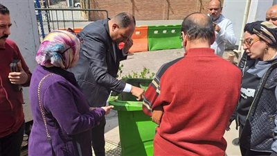 استمرار حملات نظافة الشوارع ورفع القمامة بنطاق حي غرب المنصورة