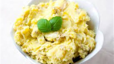 سحور 8 رمضان.. طريقة تحضير بطاطس بوريه وبيض أمليت 