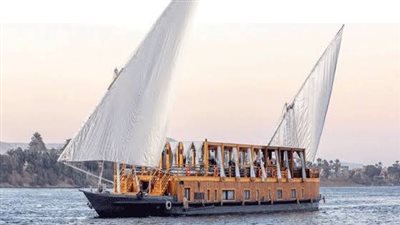 «7 دهبيات نيلية».. السياحة والآثار تصدر تراخيص جديدة للمنشآت الفندقية العائمة 