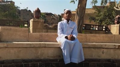 عمره 14 عاما.. تعرف على قصة المنشد مهند عماد (فيديو)