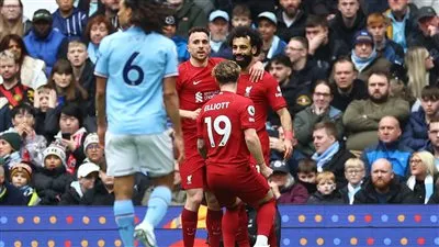 شاهد.. صورة تكشف أمر محمد صلاح في 