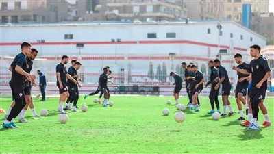 موقف دونجا وعبد الغني من اللحاق بمباراة المصري البورسعيدي في الدوري