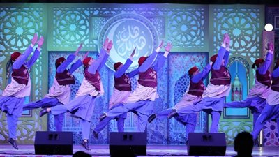 فرقة رضا للفنون الشعبية تتألق بمسرح سور القاهرة الفاطيمية الشمالي بباب النصر ضمن فعاليات مهرجان الطبول الدولي للفنون التراثية العاشرة 