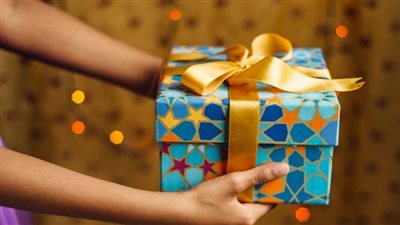 أجمل وأفضل هدايا للأطفال في يوم اليتيم