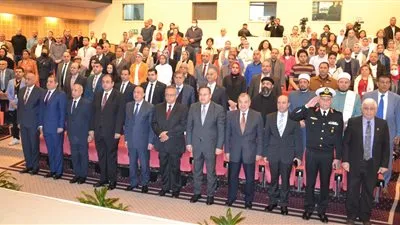 رئيس جامعة الإسكندرية يشارك في الندوة التثقيفية عن انتصارات العاشر من رمضان(صور)