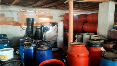 ضبط وإعدام أكثر من 9 أطنان أغذية فاسدة في حملة تفتيش بالزقازيق