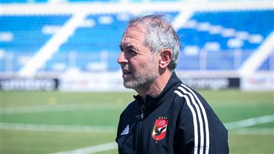 كولر في حيرة بسبب دفاع الأهلي قبل مواجهة بيراميدز