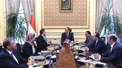 رئيس الوزراء يلتقي وزير السياحة والآثار لمتابعة عدد من الملفات