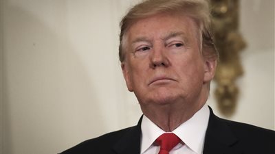 عاجل| محاكمة ترامب.. رئيس أمريكا السابق يمثل أمام قاضي المحكمة للاستماع للائحة الاتهام