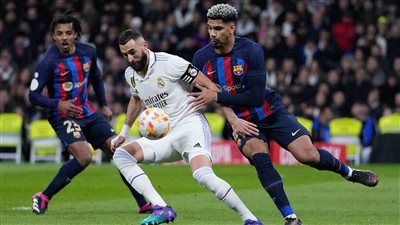 مجانا.. برشلونة ينصب شباكه لخطف صفقة ريال مدريد المنتظرة