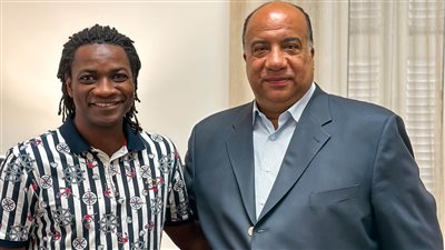 مصيلحى يُنهى بنجاح مفاوضات التجديد لـ 